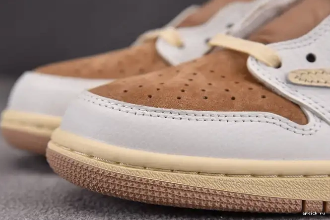 Rep Low OG 1 Scott x SP DM7866-106 Travis AJ 0327